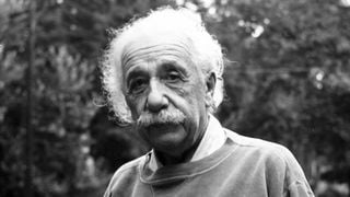 Albert Einstein sur la vie après 60 ans : "La maturité commence quand on pense davantage aux autres qu'à soi-même"