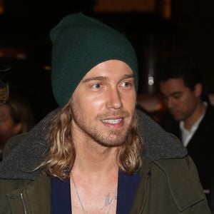 Julien Doré à l'arrivée de la 11ème cérémonie des Globes de Cristal au Lido à Paris, le 30 janvier 2017.

Photo : Agence / Bestimage