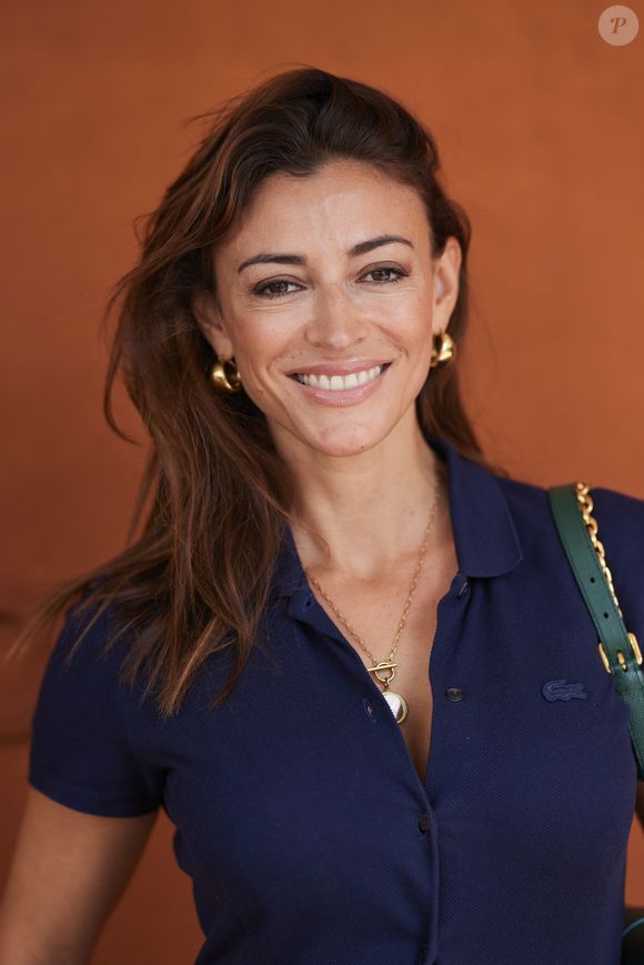 L'ancienne reine de beauté avait dû répondre à une foire aux questions sur Instagram, après avoir reçu plusieurs interrogations.

Rachel Legrain-Trapani (Miss France 2007) au village lors des Internationaux de France de tennis de Roland Garros 2024, à Paris, France, le 4 juin 2024. © Jacovides-Moreau/Bestimage