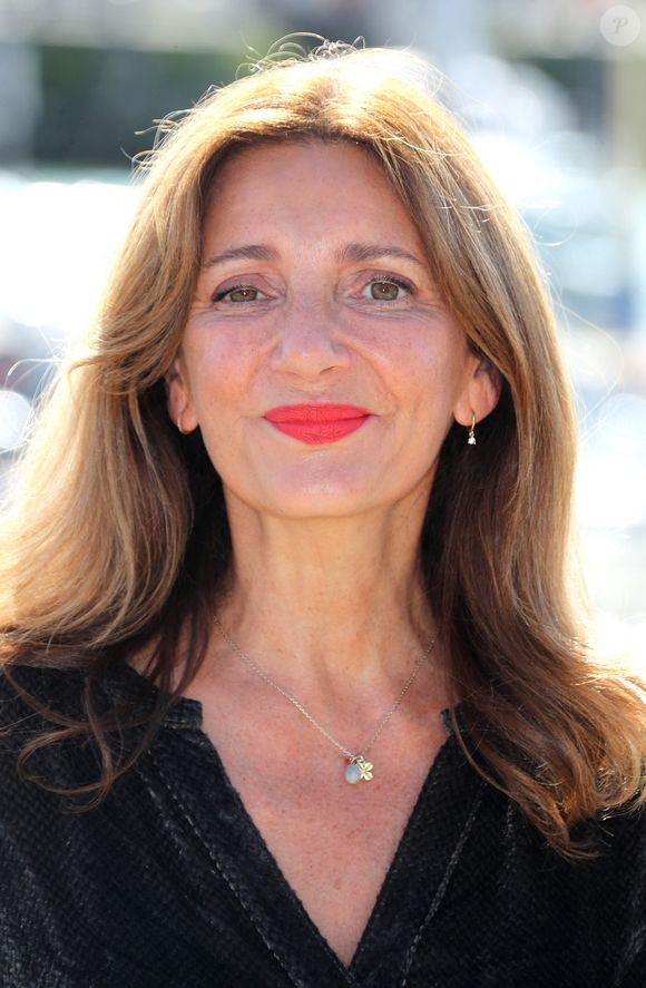 Valérie Karsenti - Photocall du film "Bénie soit Sixtine" lors de la 26ème Edition du Festival de la Fiction de La Rochelle. Le 12 septembre 2024
© Patrick Bernard / Bestimage