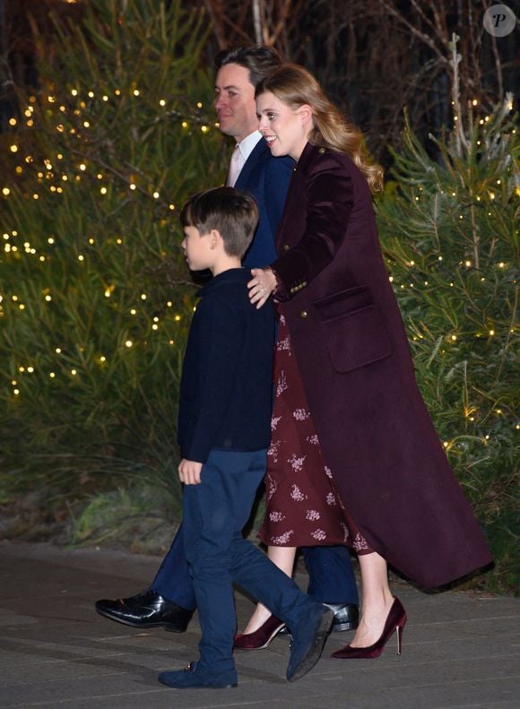 La princesse Beatrice d’York enceinte et son mari Edoardo Mapelli Mozzi, Christopher Woolf - La famille royale d'Angleterre assiste à la messe "Together At Christmas Carol" à l'abbaye de Westminster à Londres, Royaume-Uni le 6 Décembre, 2024