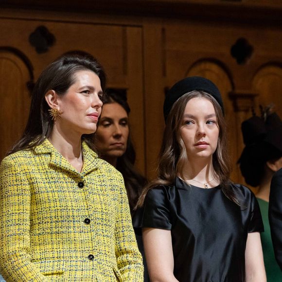 Beatrice Borromeo, Charlotte Casiraghi, la princesse Alexandra de Hanovre, Louis Ducruet lors de la messe en la cathédrale Notre-Dame-immaculée de Monaco le jour de la fête nationale à Monaco le 19 novembre 2025.

© Olivier Huitel / Pool Monaco / Bestimage