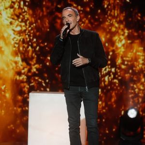 Exclusif - Nikos Aliagas (surprise de L. Fabian)  - Surprises - Enregistrement de l'émission "La Boîte à Secrets N°19" dans les studios de la Cité du Cinéma à Saint-Denis, présentée par F.Bollaert et diffusée le 3 janvier sur France 3
© Christophe Clovis / Bestimage