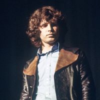 Pourquoi Jim Morrison repose-t-il au Père-Lachaise à Paris ? Une histoire bien rock'n'roll...
