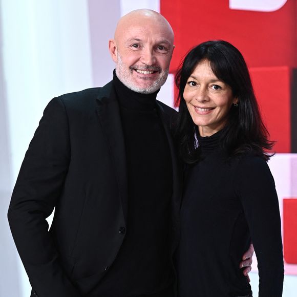 Durant l'aventure, Frank Leboeuf peut compter sur le soutien infaillible de sa femme Chrislaure, présente à chaque prime.

Exclusif - Frank Leboeuf et sa femme Chrislaure - Enregistrement de l'émission "Vivement dimanche" au studio Gabriel à Paris le 15 décembre 2023, présentée par M.Drucker, et diffusée le 4 février 2024  sur France 3. 
© Guillaume Gaffiot / Bestimage