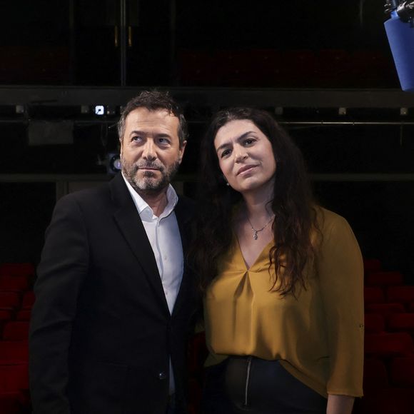 Exclusif - Bernard Montiel, Élise Boghossian lors de l'enregistrement de l'émission Olympiascope présentée par B.Montiel à la Comédie de Paris le 6 mars 2025.  Cette émission sera diffusée le 1er juillet 2025. © Jack Tribeca/Bestimage