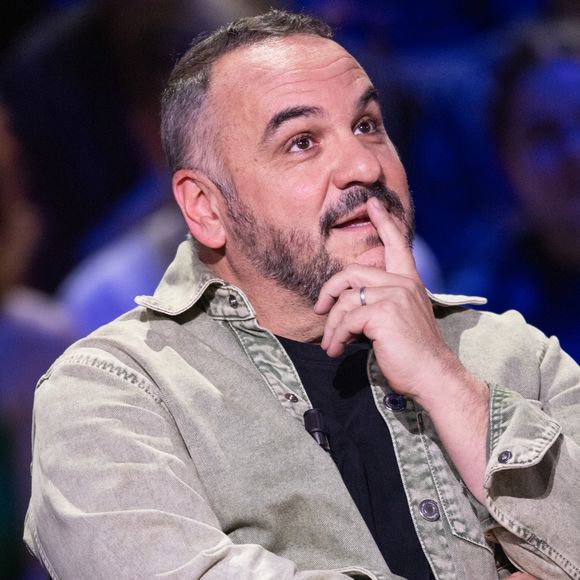 Exclusif - François-Xavier Demaison lors de l'enregistrement de l'émission "La Boîte à secrets", présentée par F.Bollaert et diffusée le 9 janvier 2026 sur France 3, dans les studios du Lendit à Saint-Denis, France, le 2 décembre 2025. © Cyril Moreau/Bestimage
