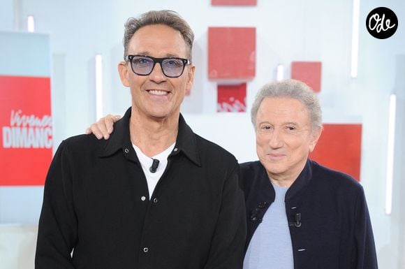 Exclusif - Julien Courbet et Michel Drucker - Enregistrement de l'émission Vivement Dimanche au studio Rive gauche, presentée par M. Drucker à Paris le 9 septembre 2026, Diffusion sur France 3 le 13 septembre 2026
©Guillaume Gaffiot/Bestimage