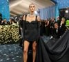 Mais après la cérémonie, Leonardo DiCaprio a rejoint sa magnifique mannequin Vittoria Ceretti.

New York City, NY - Le gala du Met "Superfine : Tailoring Black Style" au Metropolitan Museum of Art à New York City. fr
© Backgrid USA / Bestimage