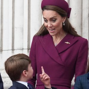 Le prince Louis de Galles, Catherine (Kate) Middleton, princesse de Galles lors des commémorations saluant l'action des vétérans britanniques lors de la Seconde guerre mondiale au palais de Buckingham le 5 mai 2025© Julien Burton / Bestimage