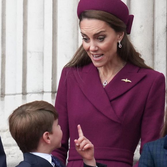 Le prince Louis de Galles, Catherine (Kate) Middleton, princesse de Galles lors des commémorations saluant l'action des vétérans britanniques lors de la Seconde guerre mondiale au palais de Buckingham le 5 mai 2025© Julien Burton / Bestimage