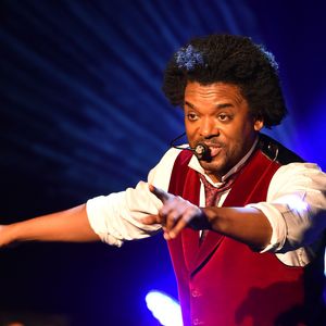 Anthony Kavanagh a ouvert la 12ème édition des Sérénissimes de l'Humour au Grimaldi Forum. Ce festival du Rire en Principauté, placé sous le Haut Patronage de S.A.S. le prince Albert II, est organisé en partenariat avec Rire & Chansons et en soutien à l'Amade Monaco. Monaco, le 22 mars 2017.
© Bruno Bebert/Bestimage