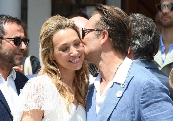 Laura Smet et son frère David Hallyday assistant à son mariage à l'église avec Raphaël Lancrey Javal le 15 juin 2019 à l'église Notre-Dame-Des-Flots au Cap Ferret, France.  Photo par ABACAPRESS.COM