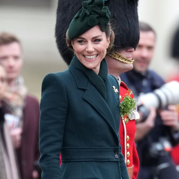 Catherine (Kate) Middleton, princesse de Galles, assiste au défilé de la Saint-Patrick de la garde irlandaise à la caserne Wellington, à Londres. Julien Burton / Bestimage