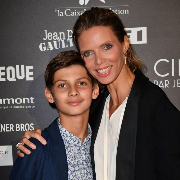 Sylvie Tellier et son fils Oscar - Visite privée de l'exposition Cinémode par Jean-Paul Gaultier à la cinémathèque française à Paris. © Veeren Ramsamy - Christophe Clovis/Bestimage