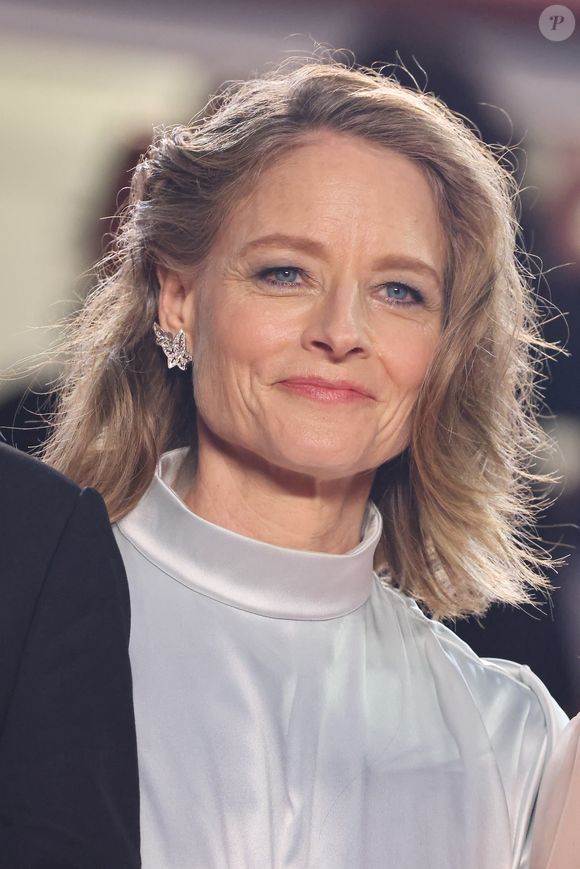 Jodie Foster - Descente des marches du film « Vie privée » lors du 78ème Festival International du Film de Cannes, au Palais des Festivals à Cannes. Le 20 mai 2025
© Jacovides-Moreau / Bestimage