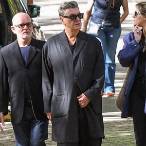 Plusieurs personnalités étaient présentes, comme Marc Lavoine
Marc Lavoine à la sortie des obsèques de Catherine Ringer, la chanteuse des Rita Mitsouko, au cimetière de Montmartre, dans le 18ème arrondissement de Paris, France, le 19 septembre 2026. © Bestimage | 00770626