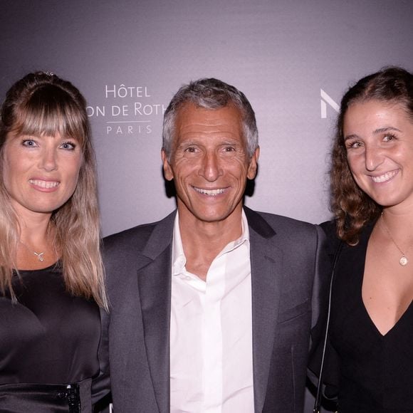 Elle ajoute : "Je pense qu'elle avait une plus grande liberté de s'adresser à moi parce qu'elle n'avait pas peur de me faire du mal”

Nagui avec sa femme Mélanie Page et sa fille Nina Fam à l'hôtel Salomon de Rothschild à Paris le 5 septembre 2022.  © Rachid Bellak/Bestimage