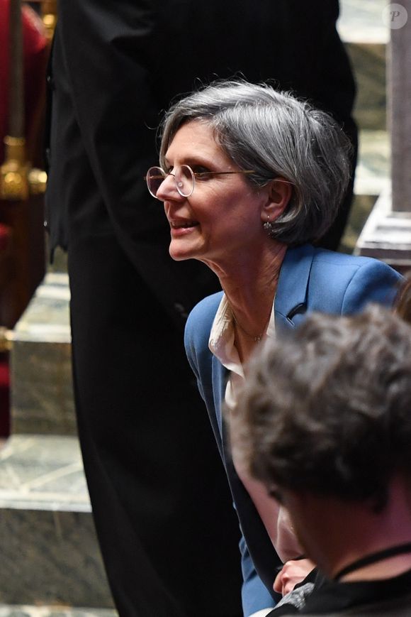 Sandrine Rousseau - F.Bayrou  questions au Premier ministre à l'Assemblée nationale. 
© PsnewZ / Bestimage