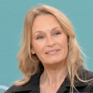 À 58 ans, Estelle Lefébure est une femme très active.

Capture d'écran d'Estelle Lefébure dans l'émission "Bonjour ! La Matinale TF1"