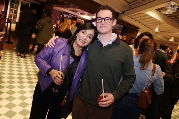 Sofia Morgavi et Monsieur Prof assistent à l'inauguration de Star Academy Pop Up à Paris, France, le 17 décembre 2025. Photo par Jerome Domine/ABACAPRESS.COM