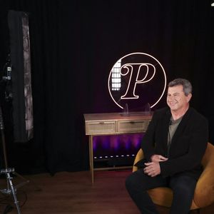 Pascal Bataille en interview pour "En privé avec", format original de Webedia © Jack Tribeca/Bestimage