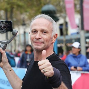 Samuel Étienne est devenu papa pour la troisième fois à 54 ans.

Samuel Etienne au "Marathon Pour Tous", épreuve grand-public des Jeux Olympiques de Paris 2024 sur les Champs-Elysées à Paris. © Panoramic/Bestimage