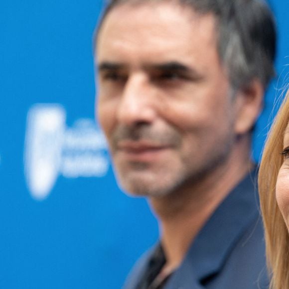Samuel Benchetrit et Vanessa Paradis assistent au photocall de Cette musique ne joue pour personne lors du 14ème Festival du Film Francophone d'Angoulême, le 28 août 2021 à Angoulême France. Photo par David Niviere/ABACAPRESS.COM