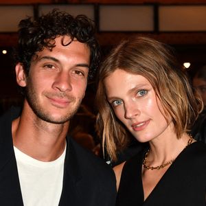 Séduite par les volumes et la lumière, Constance Jablonski souhaitait avant tout un logement moderne, pratique et suffisamment spacieux pour toute la famille.
Constance Jablonski et Matthias Dandois - Front Row du défilé Etam Live Show 2023 au Palace à Paris le 26 septembre 2023. © Veeren / Bestimage