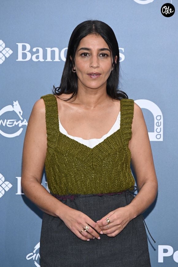Pour cela, elle fait appel aux "tatas".

Leïla Bekhti participe au photocall "Changer L'Eau Des Fleurs" lors du 21ème Festival du Film de Rome, le 20 octobre 2026. SGP / BESTIMAGE