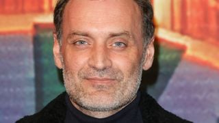 "Jusqu'à 23, 24 ans" : Augustin Trapenard, normalien et agrégé d'anglais, a exploré une facette assez sombre de lui-même