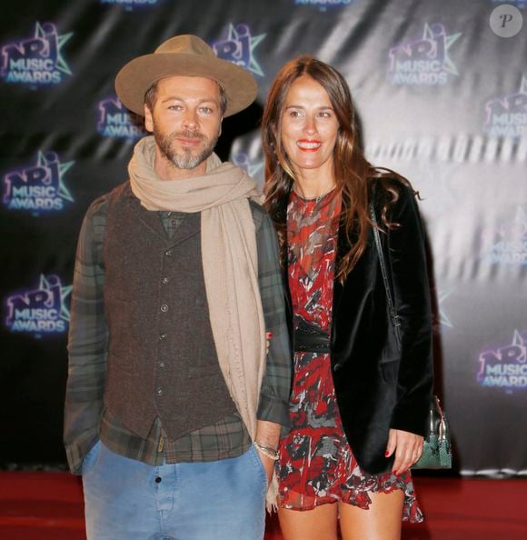 Invité dans "50' Inside" pour faire la promo de son nouvel album baptisé "Fête foraine", Christophe Maé s'est confié sur son couple avec Nadège Sarron. 

Christophe Maé et sa compagne Nadège Sarron lors de la 18ème cérémonie des "NRJ Music Awards" au Palais des Festivals à Cannes. © Christophe Aubert via Bestimage