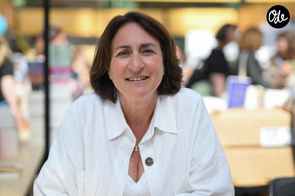 Maud Ankaoua au salon du livre de Paris au Grand Palais à Paris, le 19 avril 2026. Photo de Lionel Urman/Abaca