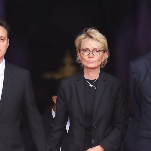 Martin Rey-Chirac, sa mère Claude Chirac et son mari Frédéric Salat-Baroux - Sorties des obsèques de l’ancien président de la République Jacques Chirac en l’église Saint-Sulpice à Paris. Le 30 septembre 2019 © Dominique Jacovides / Bestimage