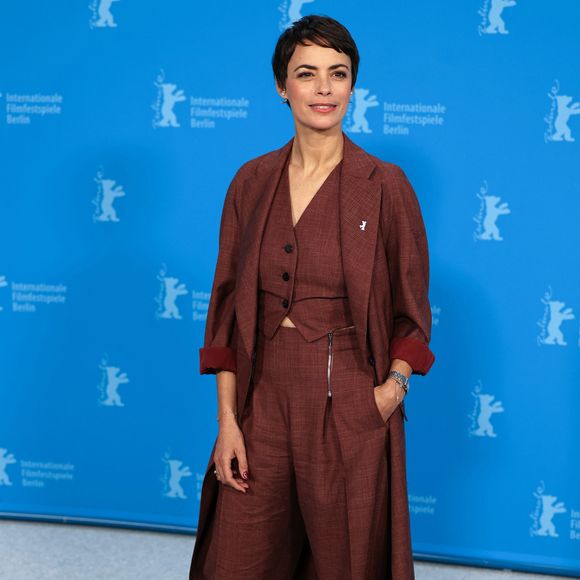Berenice Bejo - Photocall du film "Another end" lors du 74ème Festival International du Film de Berlin, La Berlinale. Le 17 février 2024
© Marina Takimoto / Zuma Press / Bestimage