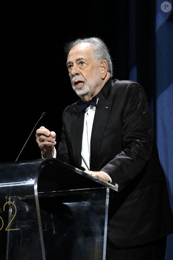Selon "The Hollywood Reporter", l’acheteur serait un homme d’affaires guatémaltèque. Il envisagerait d’y développer un complexe hôtelier.

82ᵉ Festival international du film de Venise - Tapis rouge d’ouverture pour la cérémonie du Lion d’or d’honneur décerné à Werner Herzog. Sur la photo : Francis Ford Coppola, le 27 aout 2025 © Zuma Press / Bestimage
