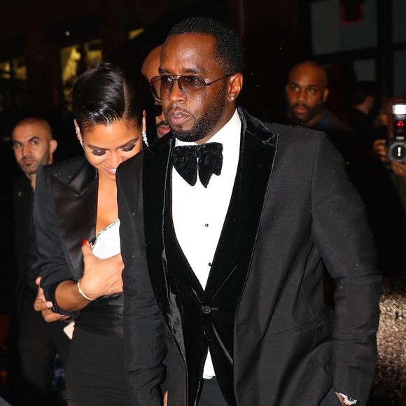 Cassie et son compagnon Sean Combs (Sean John, Puff Daddy, Puffy, Diddy, P. Diddy, Brother Love) sont allés diner au restaurant Craig avant d'aller à la soirée Pre-Grammy à New York, le 27 janvier 2018. Backgrid USA / Bestimage