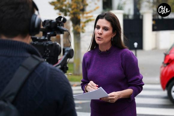 Apolline de Malherbe interviewe Bruno Retailleau lors du tournage de l'émission « En Campagne » sur BFMTV à Bry-sur-Marne, en banlieue parisienne, le 6 novembre 2025. Photo de Jérémy Paoloni/ABACAPRESS.COM