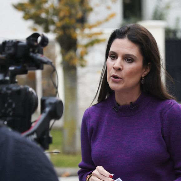 Apolline de Malherbe interviewe Bruno Retailleau lors du tournage de l'émission « En Campagne » sur BFMTV à Bry-sur-Marne, en banlieue parisienne, le 6 novembre 2025. Photo de Jérémy Paoloni/ABACAPRESS.COM