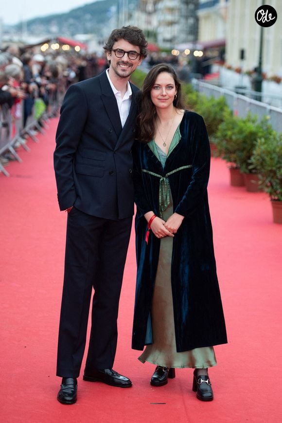 Hugo Gelin et Nelly Auteuil sur le tapis rouge de la cérémonie de clôture du 38e Festival du film de Cabourg, à Cabourg, en France, le 15 mai 2024. Photo : Aurore Marechal/ABACAPRESS.COM