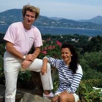 Eddy Mitchell et sa femme Muriel : ce que l'on sait de leur villa dans le sud qui leur a "coûté une fortune"