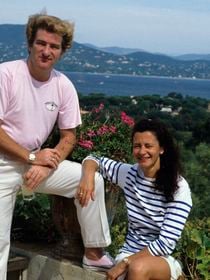 Eddy Mitchell et sa femme Muriel : ce que l'on sait de leur villa dans le sud qui leur a "coûté une fortune"