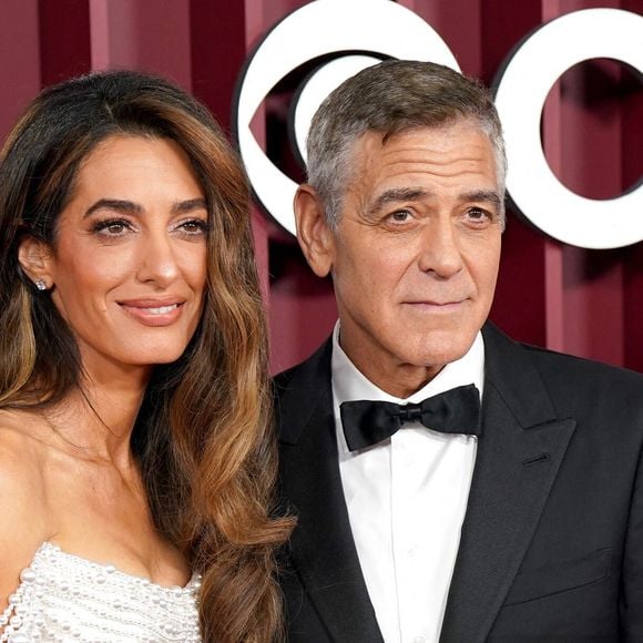 Les jumeaux de George et d'Amal Clooney seraient être des élèves protégés

Amal Clooney, George Clooney à l'arrivée des 78e Tony Awards annuels de l'American Theatre Wing, Radio City Music Hall au Rockefeller Center, New York 08 juin 2025. Photo par Kristin Callahan/Everett Collection/ABACAPRESS.COM