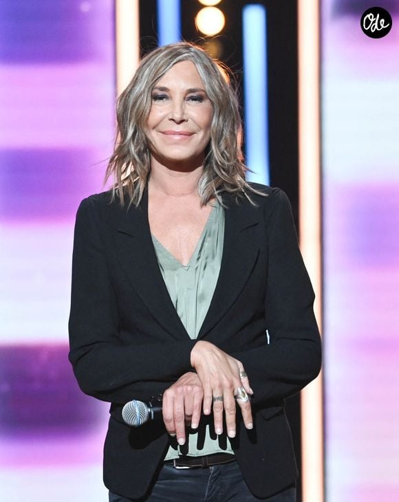 Zazie - Les personnalités se mobilisent lors de la 36ème édition du Téléthon sur le plateau de France 2, avec pour parrain K.Adams, le 3 décembre 2022. © Coadic GUIREC / Bestimage