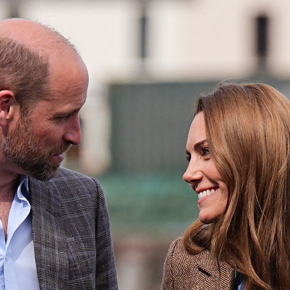 Le prince et la princesse de Galles, connus sous le nom de duc et duchesse de Rothesay lorsqu'ils sont en Écosse, visitent un marché artisanal pour rencontrer certains des fabricants et créateurs de l'île, dans la ville de Tobermory sur l'île de Mull.  29 avril 2025. Photo par Aaron Chown/PA Wire/ABACAPRESS.COM  Duchesse de Cambridge Kate Middleton Middleton Kate Princesse de Galles Princesse de Galles Catherine Duchesse de Cambridge Midleton Kate Middleton Catherine Duchesse de Cambridge Duchesse de Cambridge Middleton Kate Princesse de Galles Catherine Duchesse de Cambridge Middleton Catherine Middleton Kate Duc de Cambridge Prince de Galles Prince de Galles Prince William Prince de Galles Duc de Cambridge Prince William Akaba 