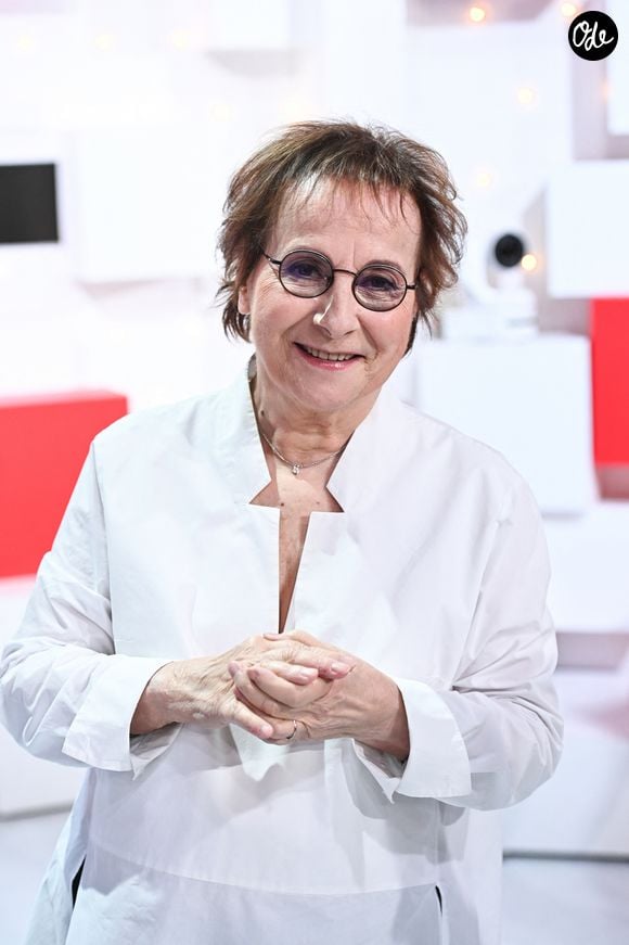 Marie-Paule Belle - Enregistrement de l'émission "Vivement Dimanche", présentée par M.Drucker et diffusée le 18 février sur France 3 © Guillaume Gaffiot / Bestimage