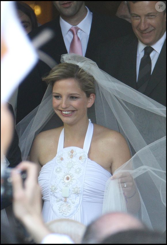 En effet, Jeanne-Marie Martin est devenue mère pour la 4e fois comme l'a révélé "Paris Match"

Mariage de Jeanne-Marie Martin et Rallon Gurvan en l'église Saint Pierre de Neuilly sur Seine.
Crédit : DOMINIQUE JACOVIDES / BESTIMAGE