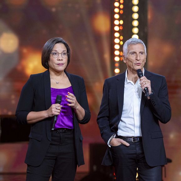La France est frappée par un violent cyclone.

Exclusif - Karine Baste et Nagui sur le plateau de l’émission “Unis pour Mayotte” sur la deuxième chaîne..
© Pierre Perusseau / Bestimage