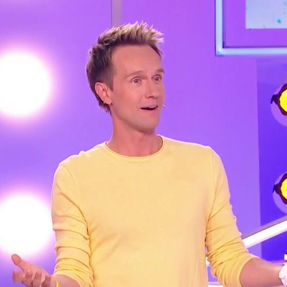 Cyril Féraud pris d'émotion sur le plateau de "Tout le monde veut prendre sa place" le jour de la fête des Pères !