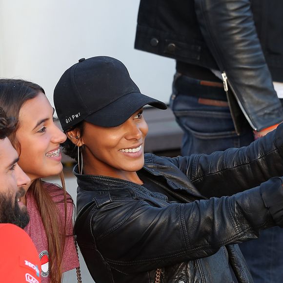 La chanteuse Shy'm est venue soutenir son compagnon Benoît Paire lors des internationaux de tennis de Roland Garros à Paris le 4 juin 2017. © Dominique Jacovides-Cyril Moreau/Bestimage